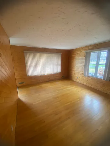 $145,000 | 39 South Erie Street, Aurora, MN 55705