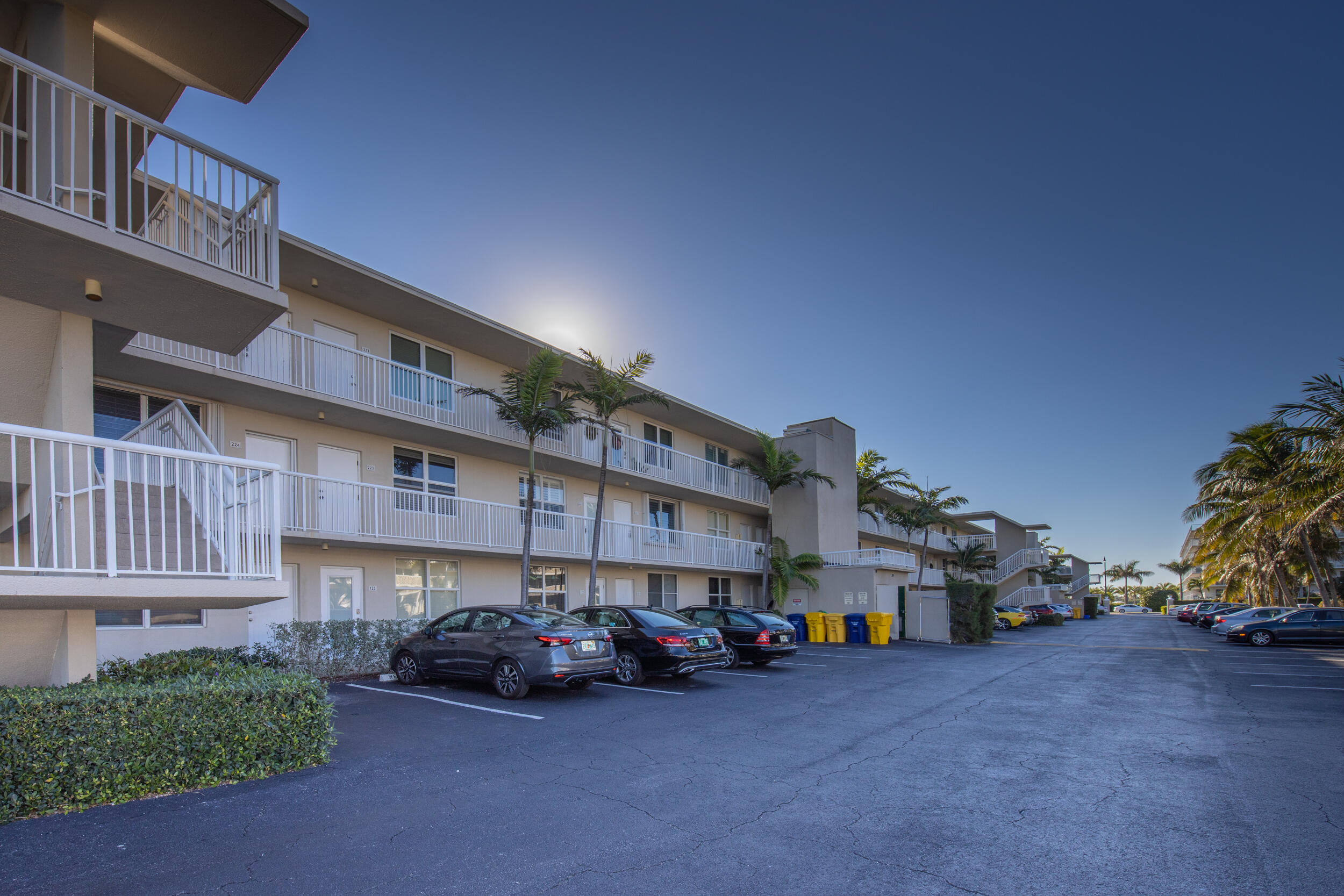 2565 South Ocean Boulevard, Unit 1040 (104) Palm Beach, FL 33480 - Photo 17 of 26 a view of a car park in front of building