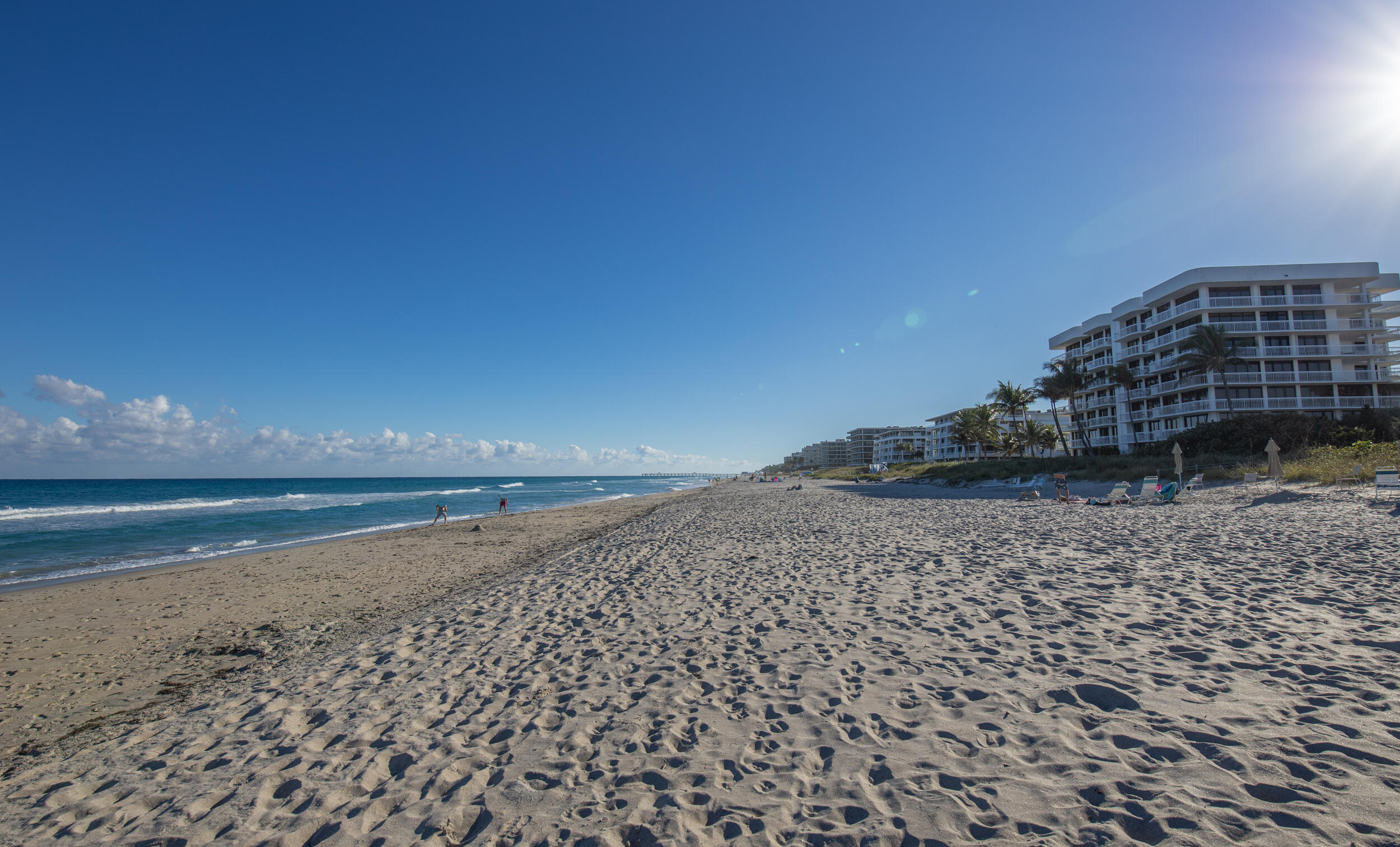 2565 South Ocean Boulevard, Unit 1040 (104) Palm Beach, FL 33480 - Photo 23 of 26 a view of a terrace view