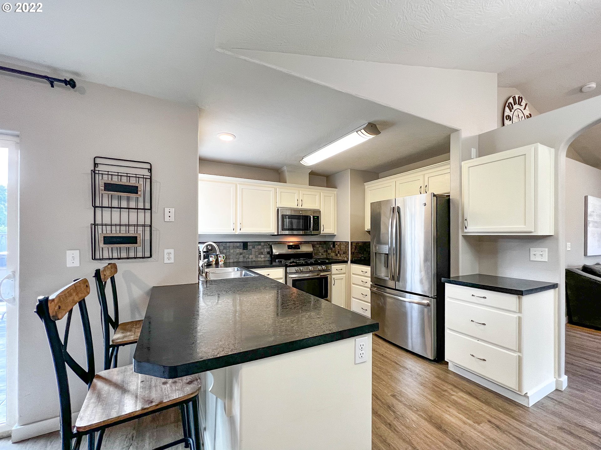 6841 Simeon Drive Springfield, OR 97478 - Photo 11 of 31 Gallery Image 11