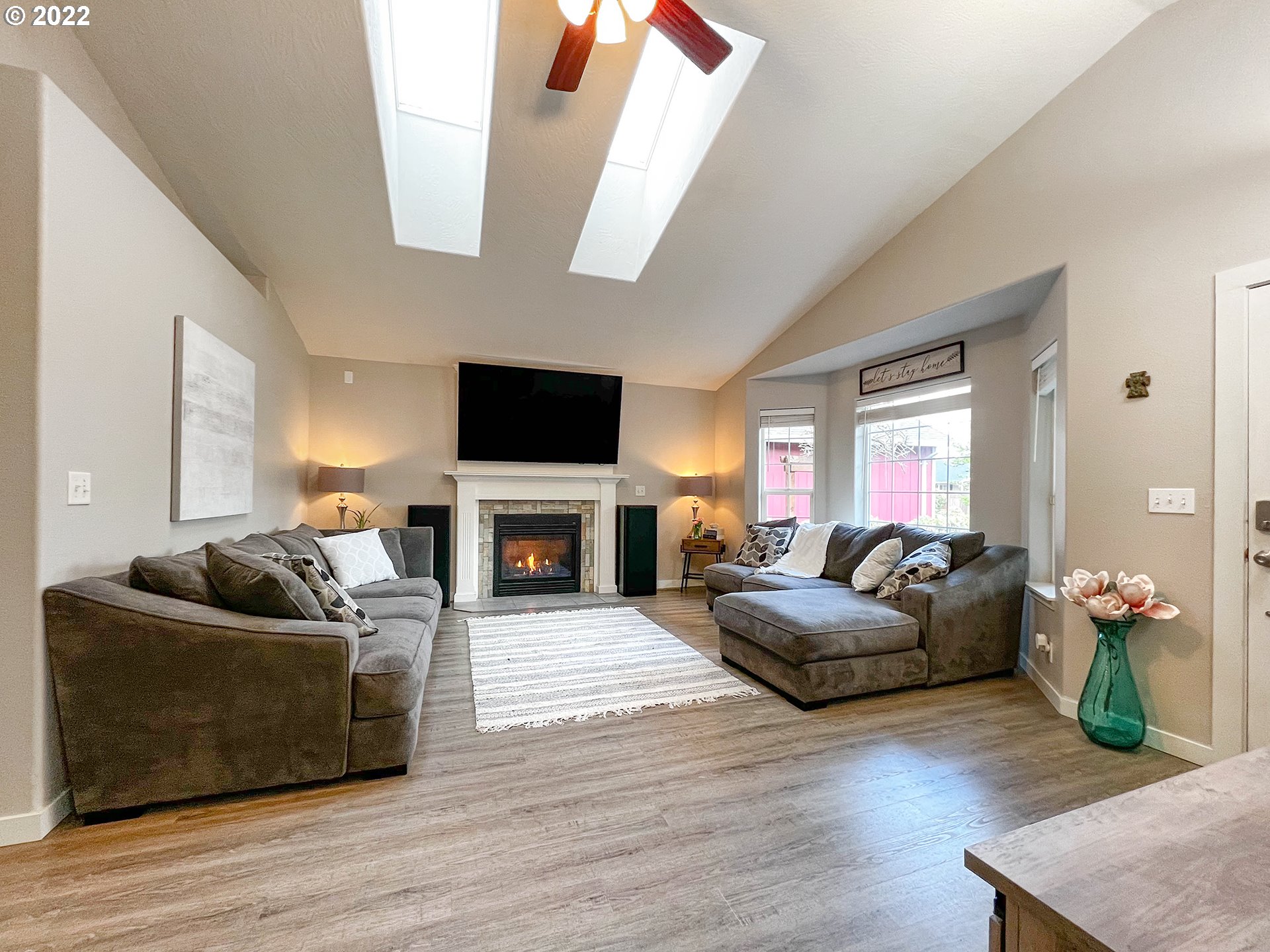 6841 Simeon Drive Springfield, OR 97478 - Photo 5 of 31 Gallery Image 5