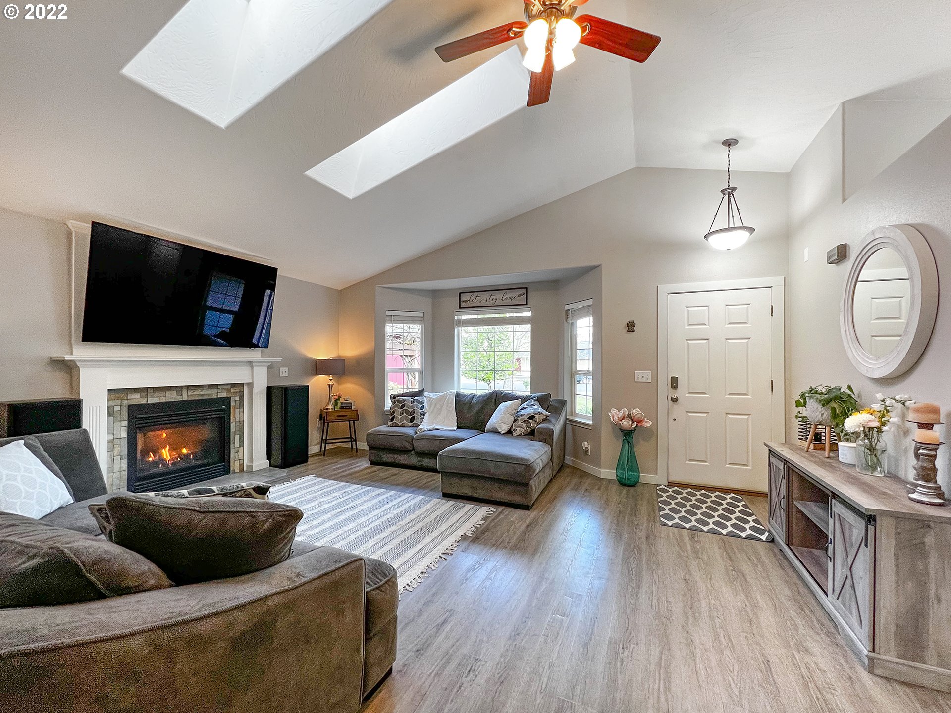 6841 Simeon Drive Springfield, OR 97478 - Photo 6 of 31 Gallery Image 6