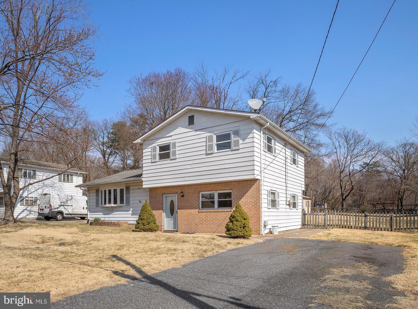 167 Barbara Road Severna Park, MD 21146 - Photo 2 of 32 Gallery Image 2