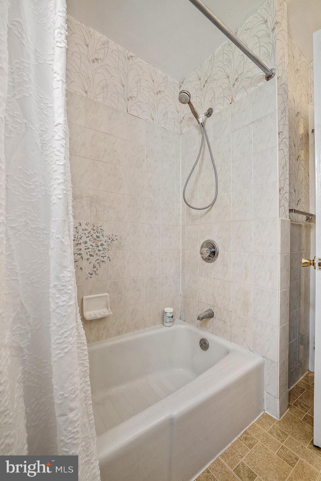 167 Barbara Road Severna Park, MD 21146 - Photo 25 of 32 Gallery Image 25