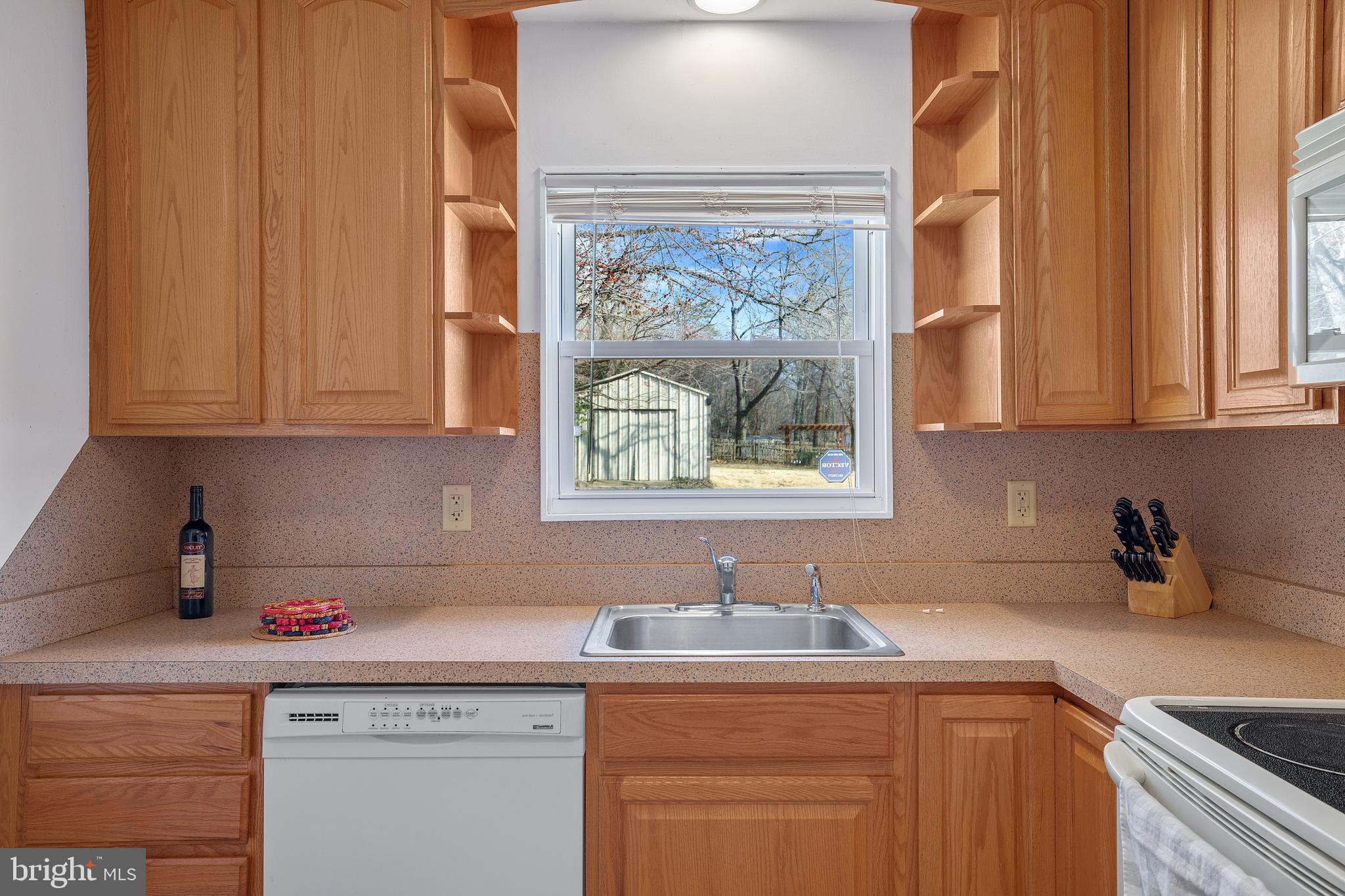 167 Barbara Road Severna Park, MD 21146 - Photo 9 of 32 Gallery Image 9