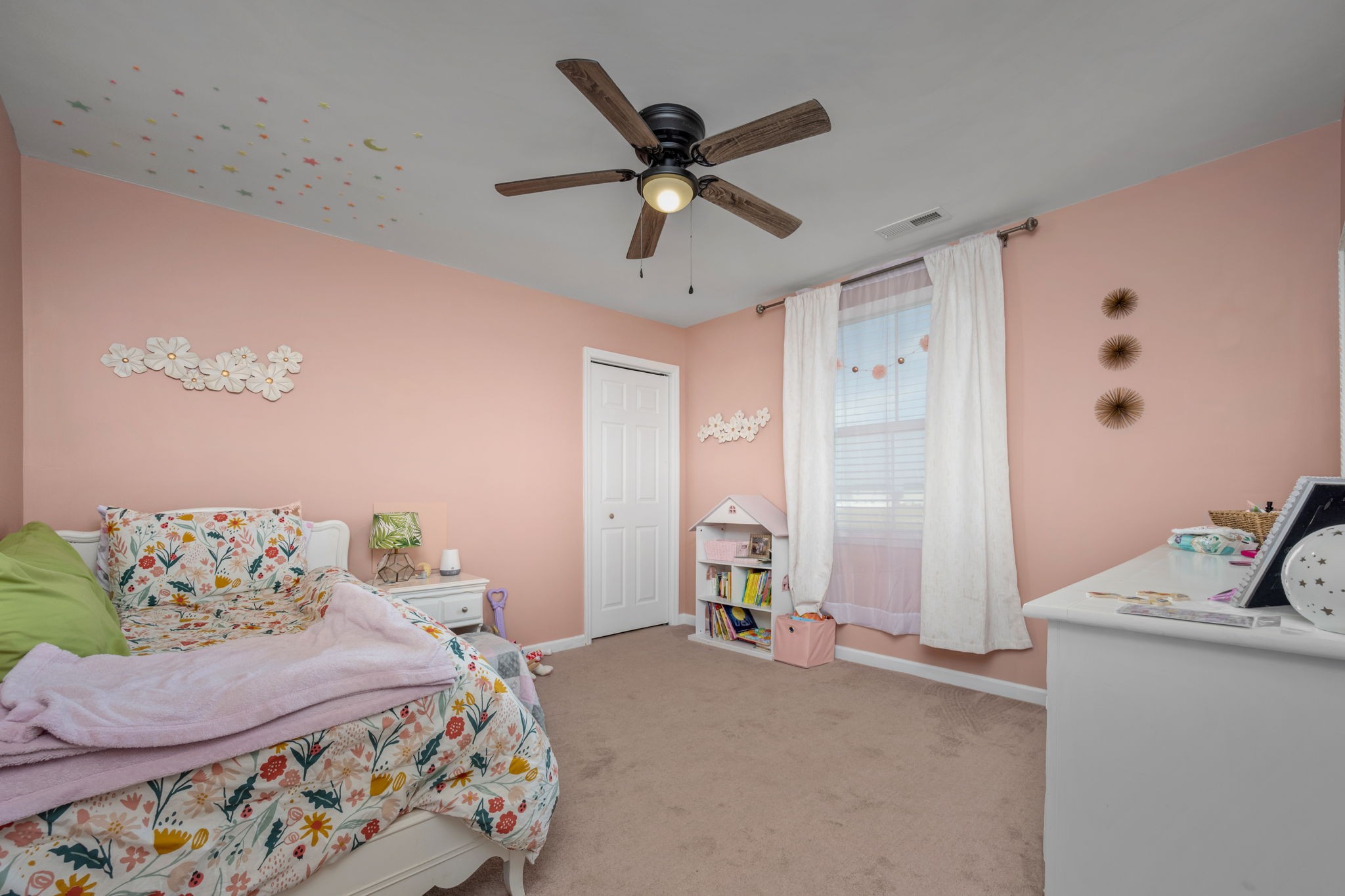 5571 Compass Way Christiana, TN 37037 - Photo 14 of 23 a bedroom with a bed and furniture