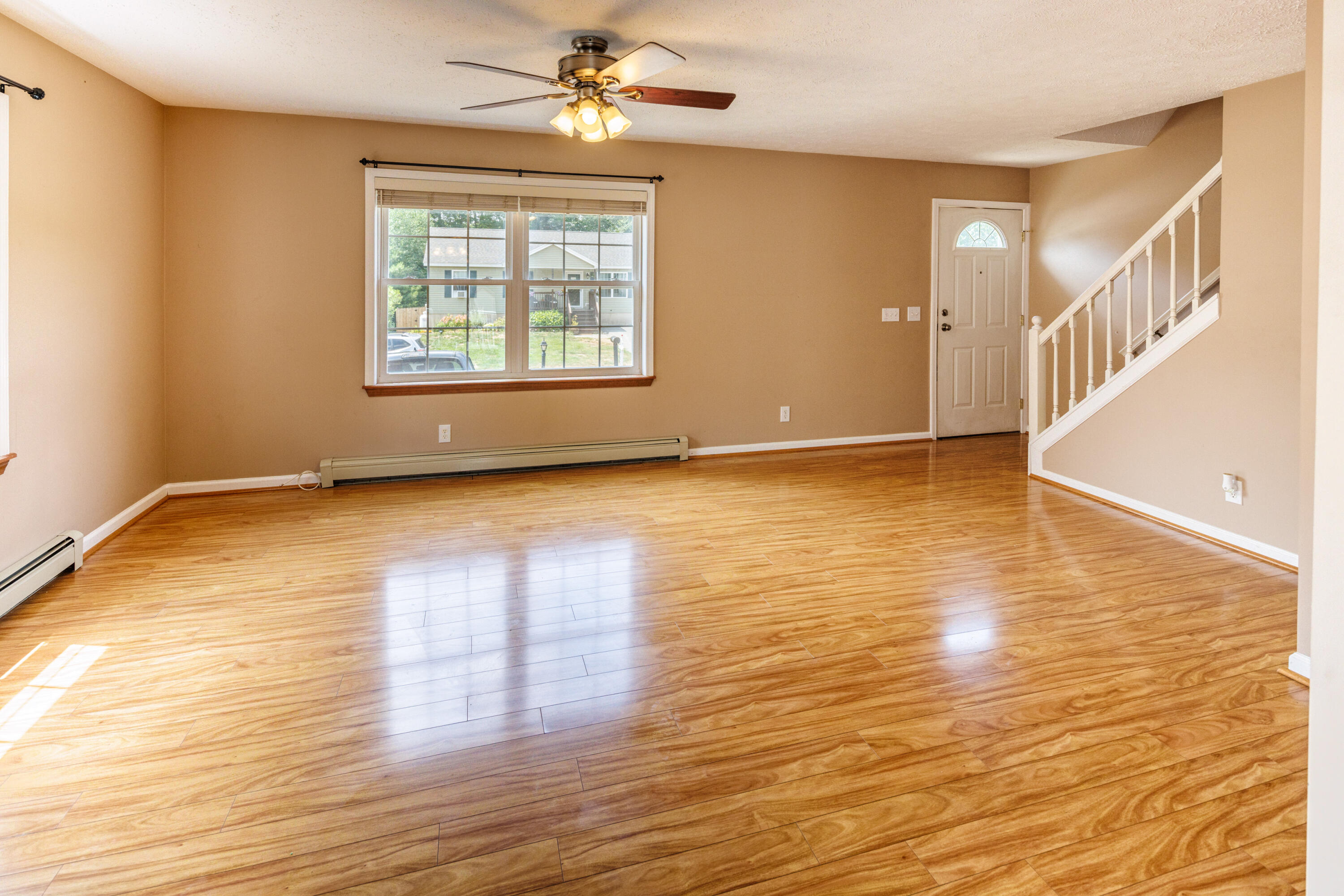 61 Silvertail Road Berwick, ME 03901 - Photo 6 of 32 Living Room