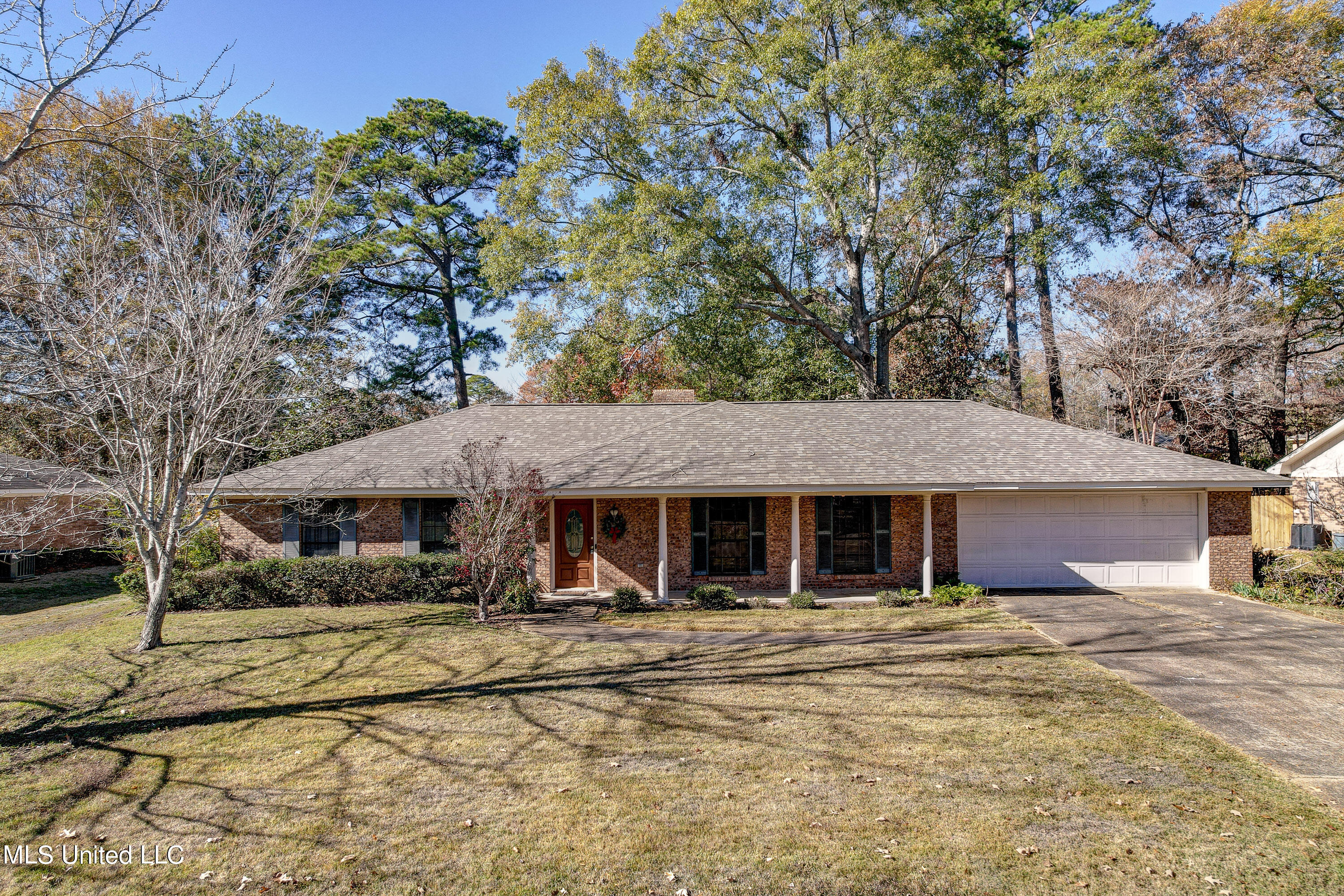 115 Longmeadow Road Brandon, MS 39042 - Photo 1 of 42 Aerial Main View 1