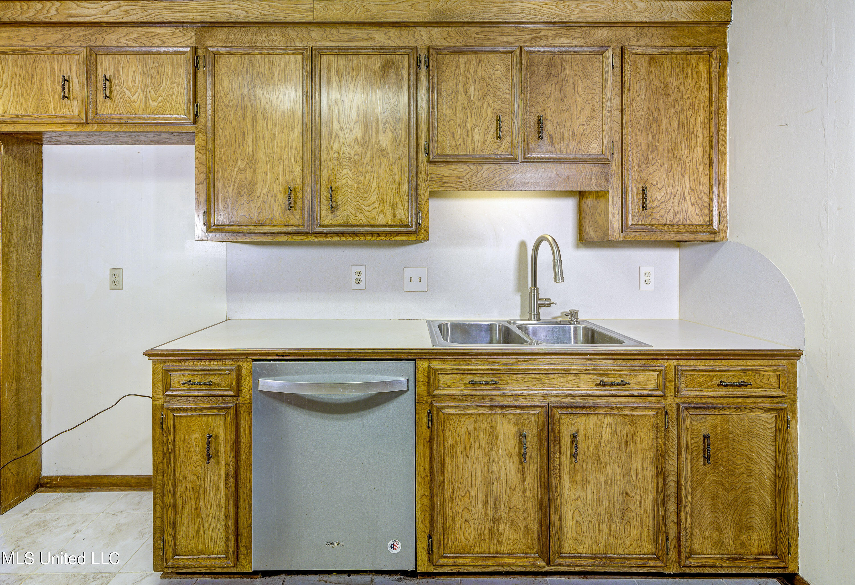 115 Longmeadow Road Brandon, MS 39042 - Photo 13 of 42 Kitchen 5