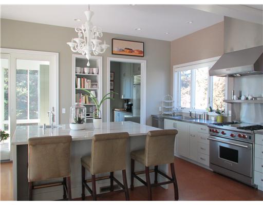 63 Quoquonset Lane Little Compton, RI 02837 - Photo 7 of 15 Kitchen.