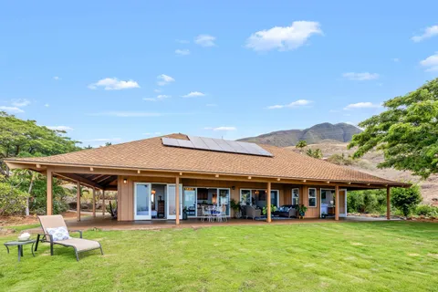 $2,195,000 | 16 Kumu Niu Place, Unit A, Lahaina, HI 96761