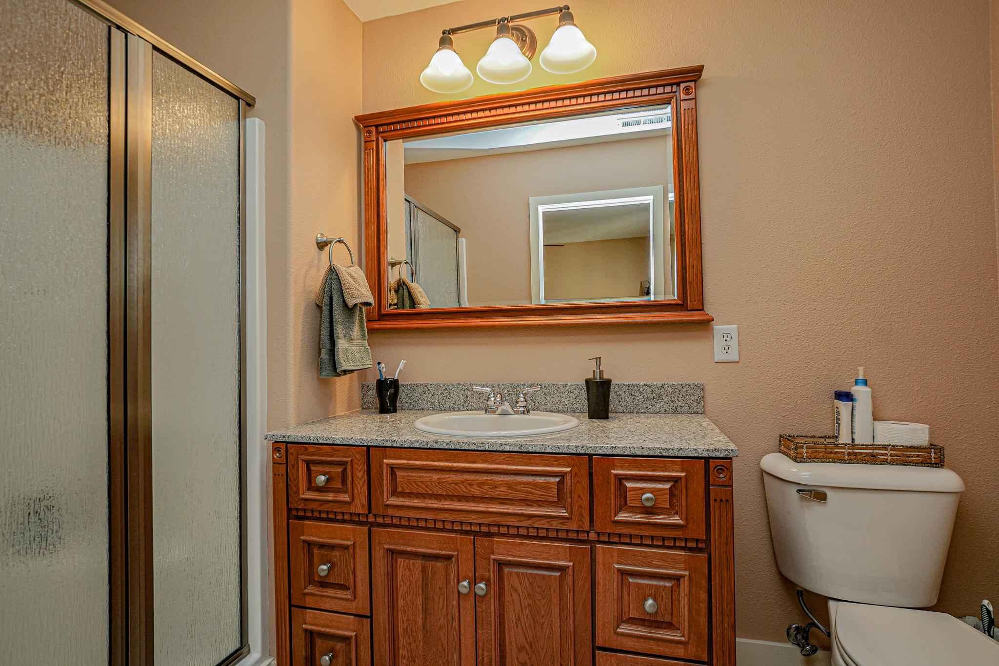 159 Casey Way Central Point, OR 97502 - Photo 19 of 23 DSC02074