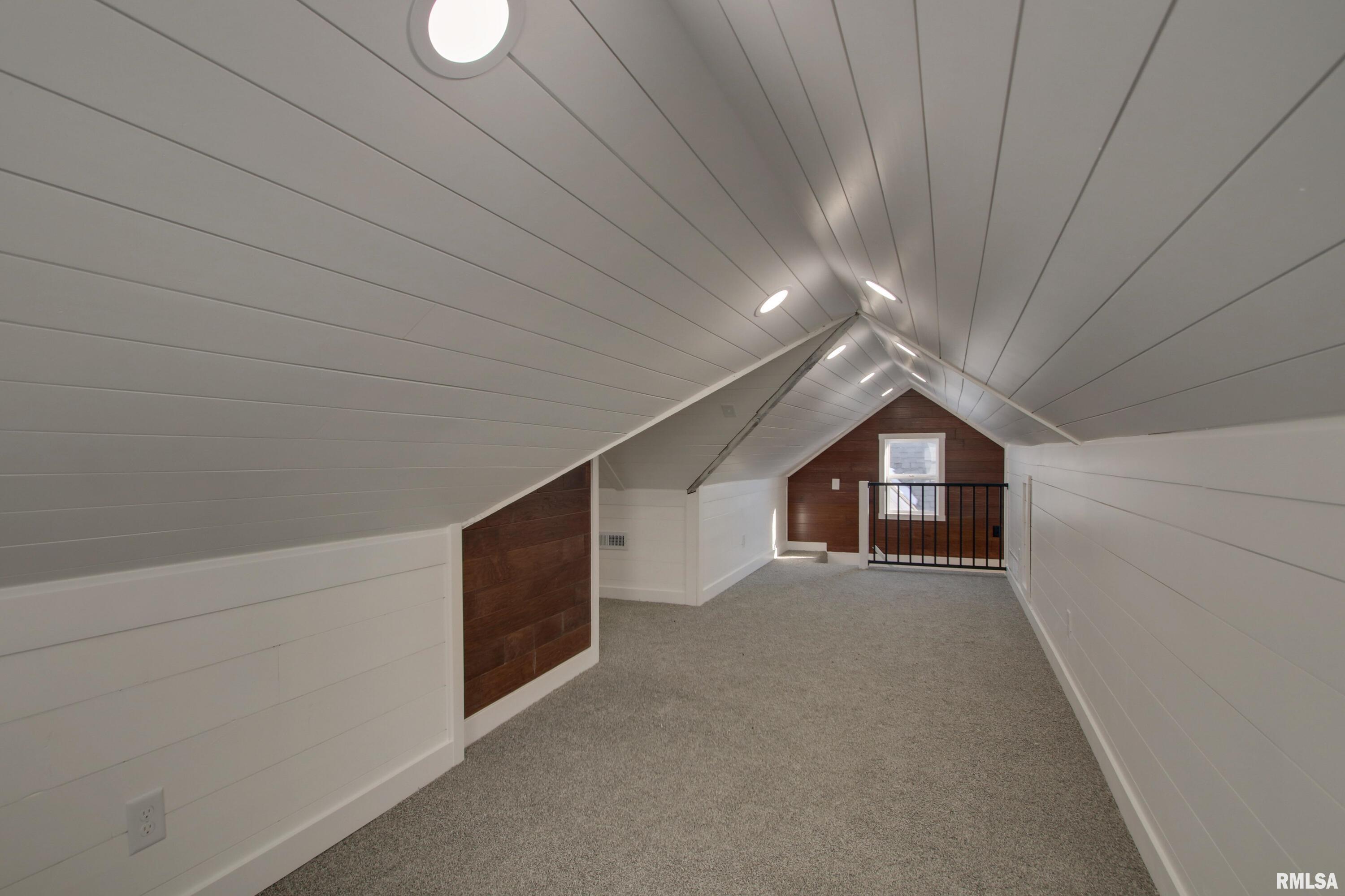 2208 State Street Quincy, IL 62301 - Photo 18 of 24 Gallery Image 18