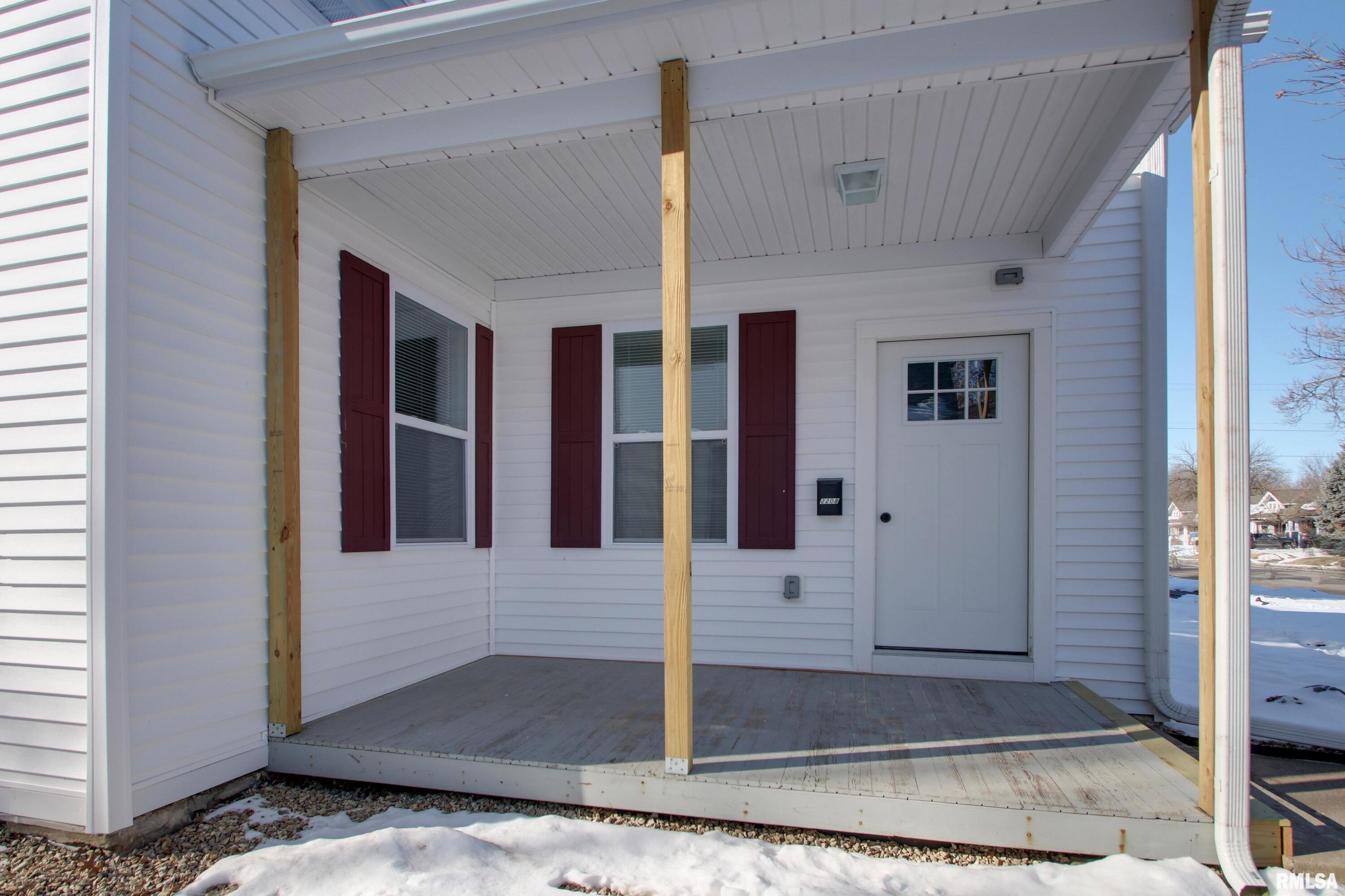 2208 State Street Quincy, IL 62301 - Photo 2 of 24 Gallery Image 2