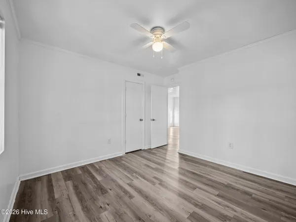 $950 | 110 Ravenwood Drive, Unit A, Jacksonville, NC 28546