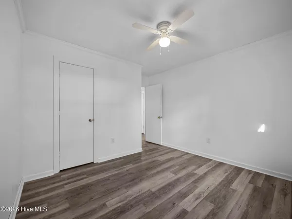 $950 | 110 Ravenwood Drive, Unit A, Jacksonville, NC 28546