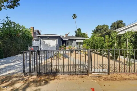 $1,100,000 | 1705 North Madison Avenue, Pasadena, CA 91104