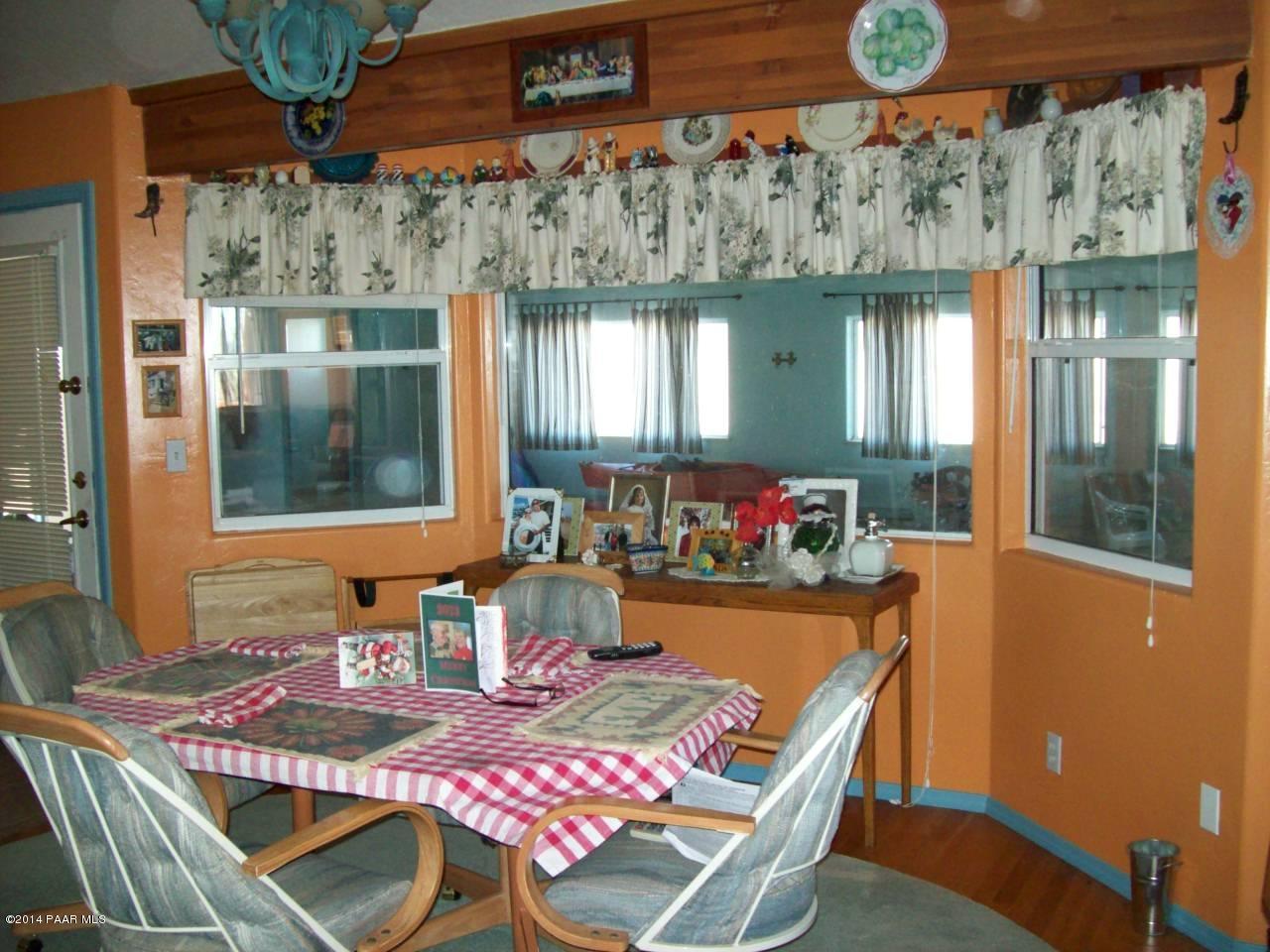 1800 West Big Sky Ranch Road Paulden, AZ 86334 - Photo 3 of 31 kitchen dining area