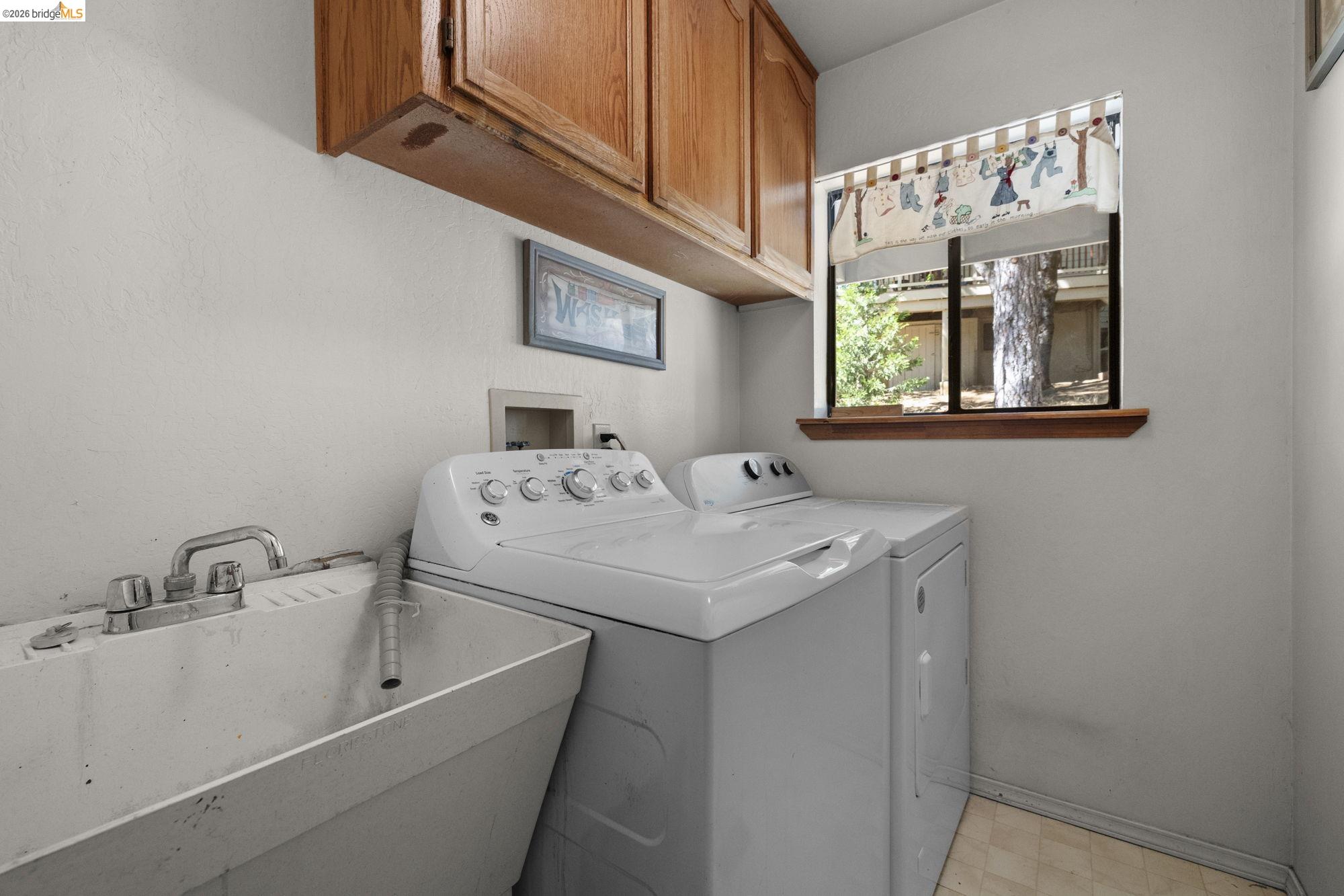 24043 Hitching Post Road Sonora, CA 95370 - Photo 18 of 33
