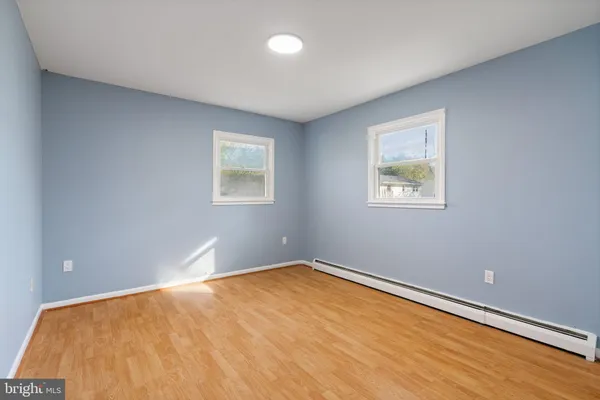 $2,690 | 13303 Knoll Court, Woodbridge, VA 22193