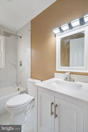 $2,690 | 13303 Knoll Court, Woodbridge, VA 22193