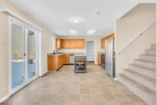 $2,000 | 8818 Browns Valley Lane, Camby, IN 46113