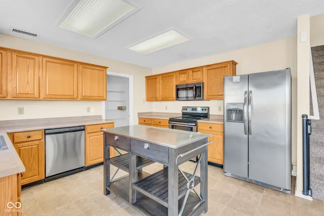 $2,000 | 8818 Browns Valley Lane, Camby, IN 46113