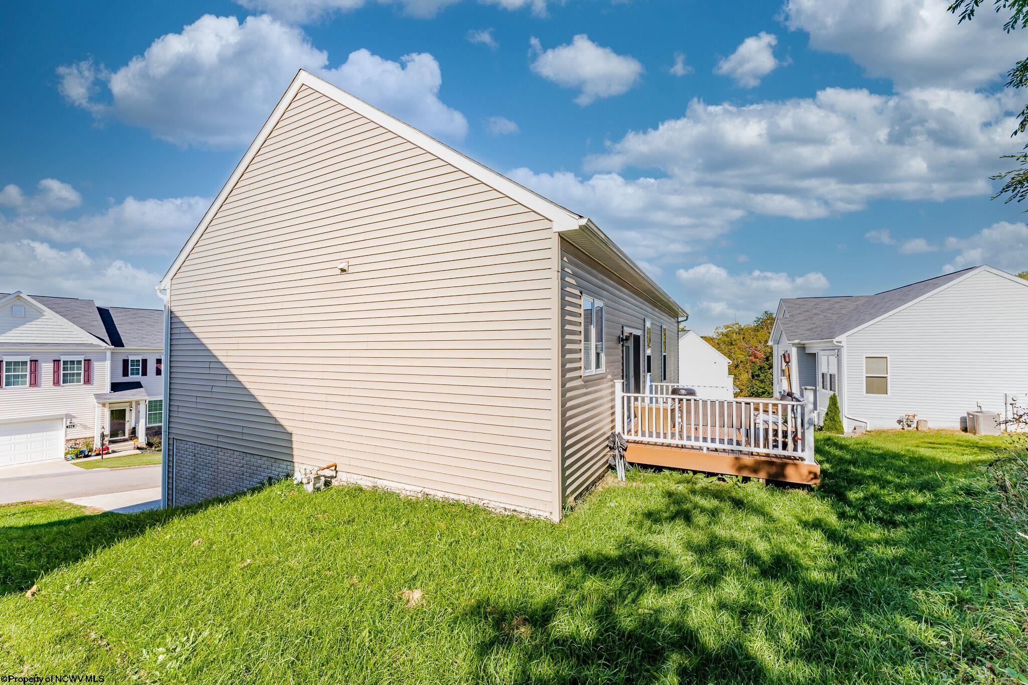 111 Summers Ridge Road Morgantown, WV 26508 - Photo 4 of 24 Gallery Image 4
