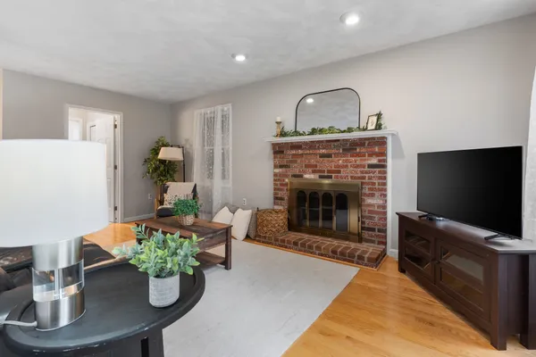 $699,999 | 1 Cote Drive, Pelham, NH 03076