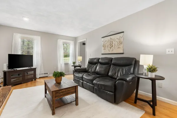 $699,999 | 1 Cote Drive, Pelham, NH 03076