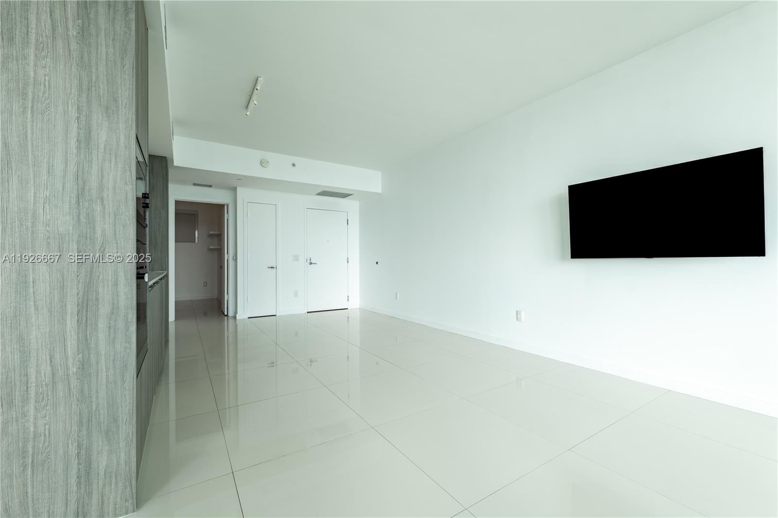 2900 Northeast 7th Avenue, Unit 2006 Miami, FL 33137 - Photo 10 of 16 a view of an empty room