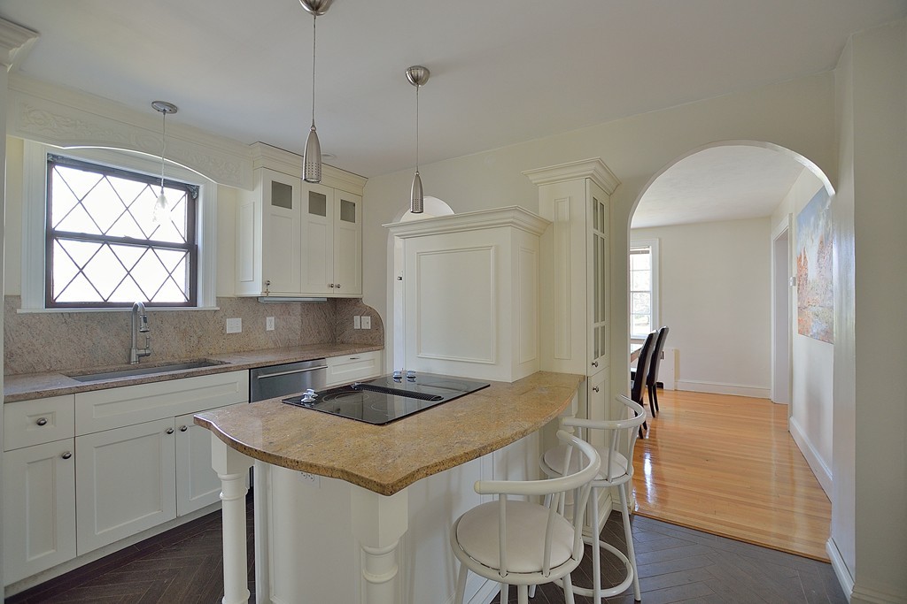 4 Darby Road Milton, MA 02186 - Photo 8 of 28 Gallery Image 8