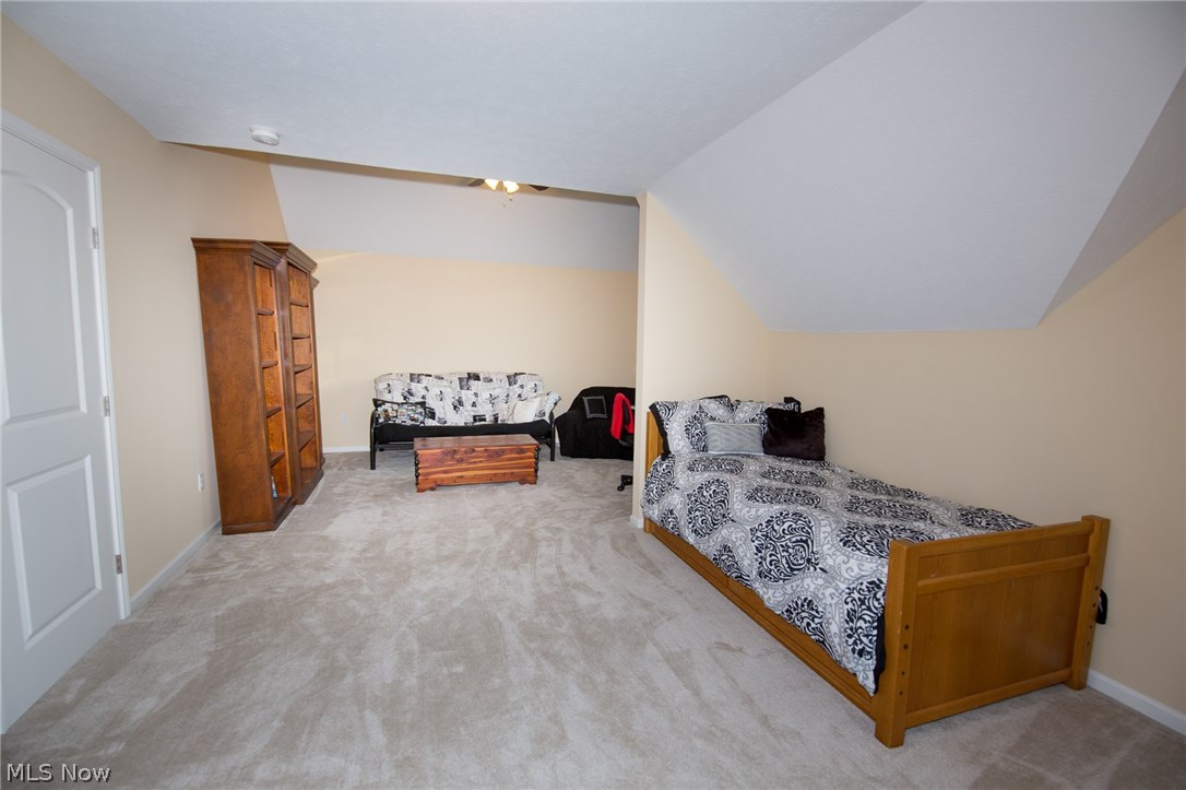 2543 Hilltop Road Cleveland, OH 44143 - Photo 18 of 31 Gallery Image 18
