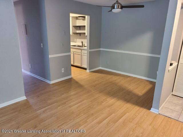 1747 Maple Ridge Road, Unit 9 Haslett, MI 48840 - Photo 4 of 13 2