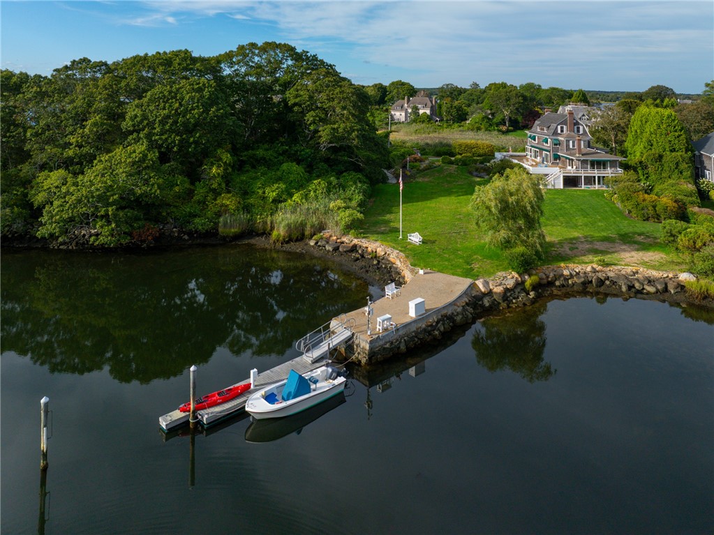 4 Arraquat Road Westerly, RI 02891 - Photo 3 of 48