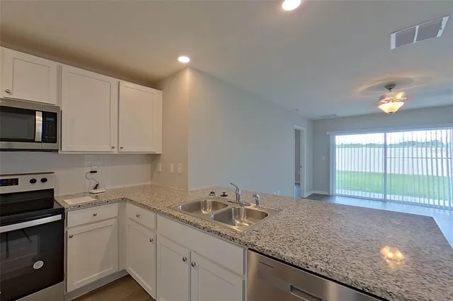 $1,895 | 8657 Southwest 43rd Avenue, Ocala, FL 34476