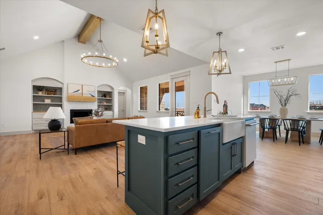 $584,500 | 305 Maple Avenue, New Home, TX 79381