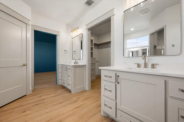 $584,500 | 305 Maple Avenue, New Home, TX 79381