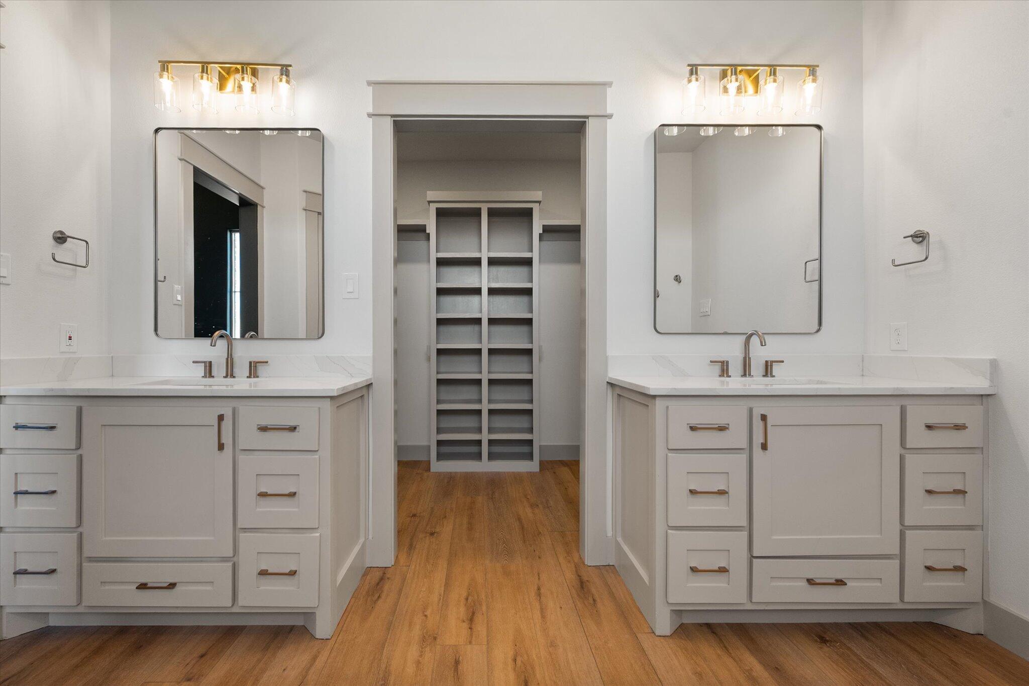 305 Maple Avenue New Home, TX 79381 - Photo 29 of 41 37-305 Maple_5626