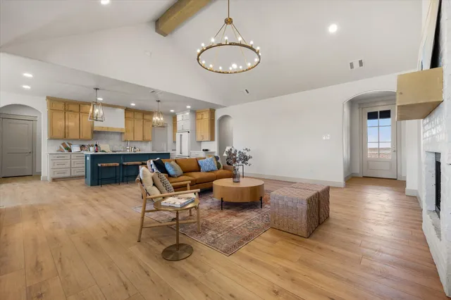 $584,500 | 305 Maple Avenue, New Home, TX 79381