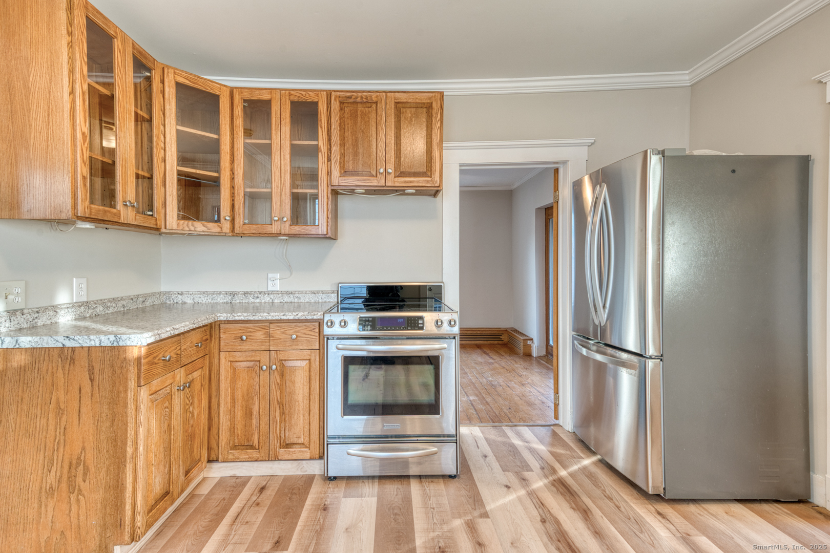 173 Chestnut Avenue Torrington, CT 06790 - Photo 8 of 38