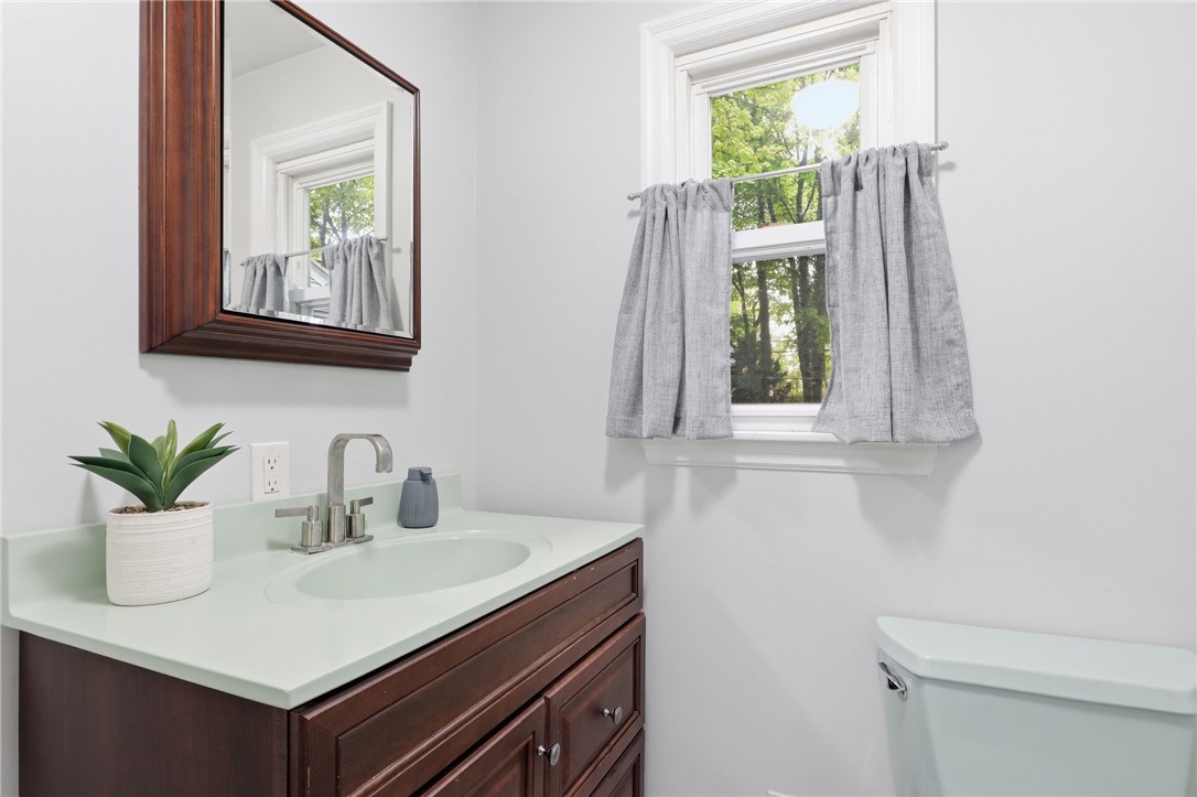 189 Walzford Road Irondequoit, NY 14622 - Photo 20 of 23