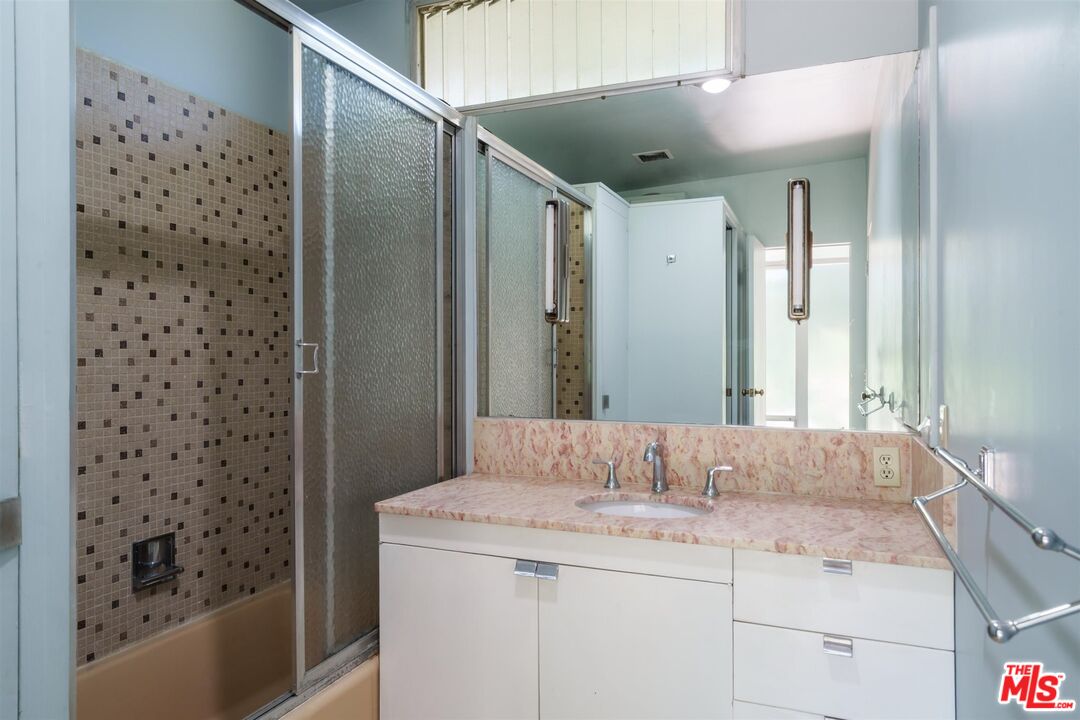 2885 Edgewick Road Glendale, CA 91206 - Photo 45 of 75