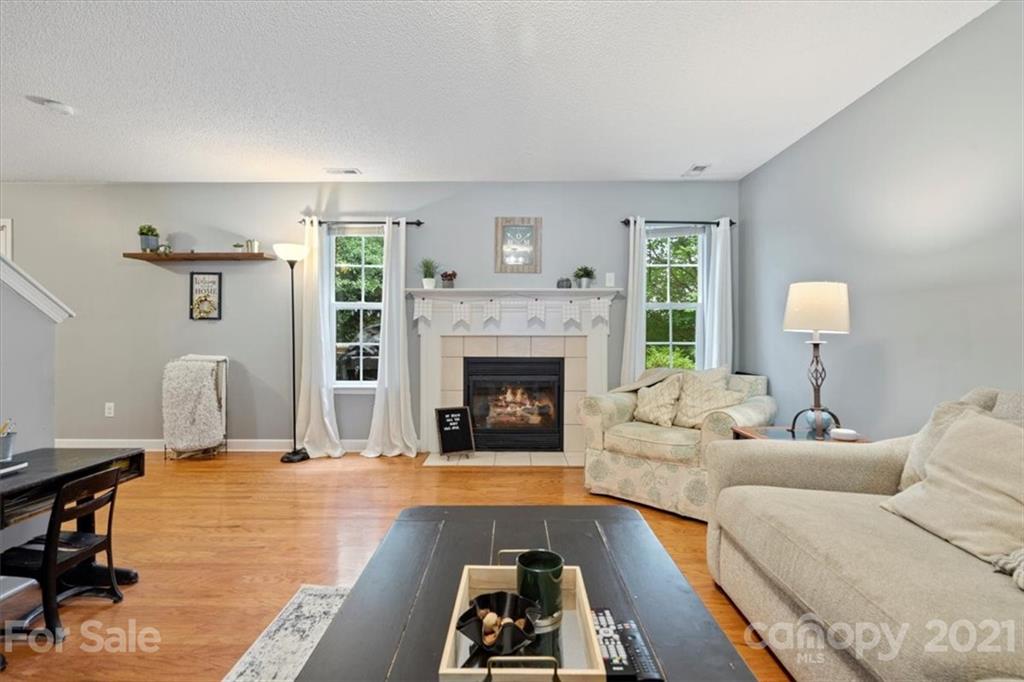 1019 Valley Forge Road Clover, SC 29710 - Photo 5 of 22 Gallery Image 5