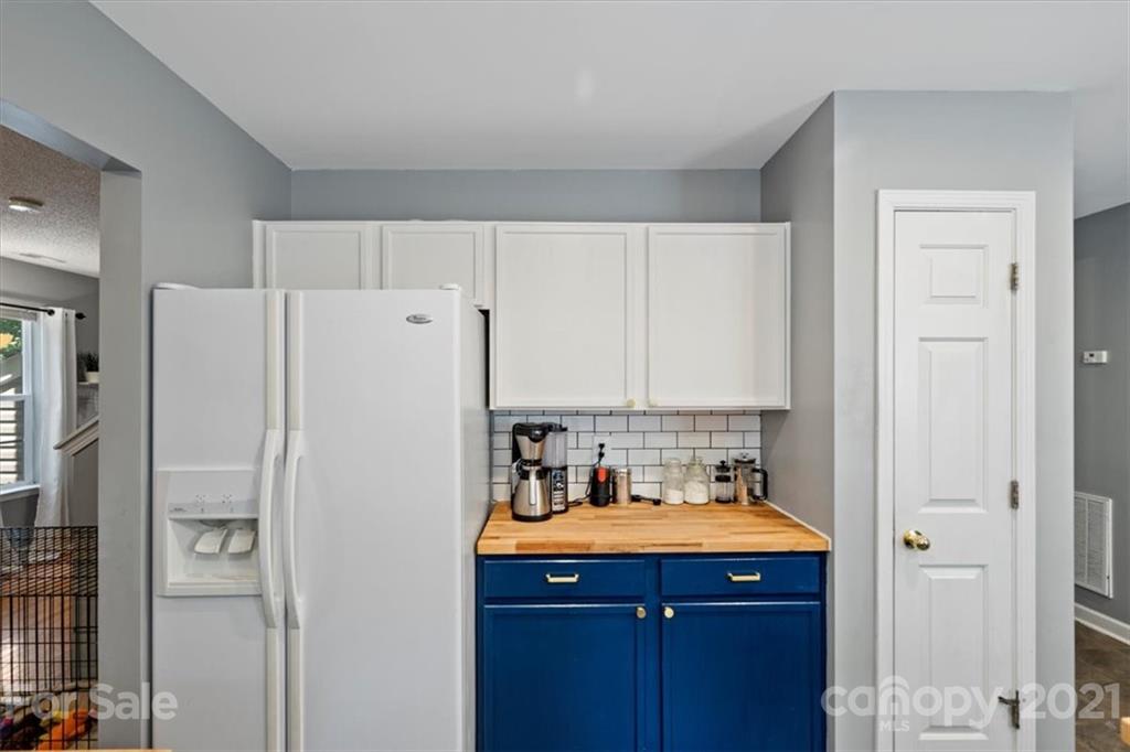 1019 Valley Forge Road Clover, SC 29710 - Photo 8 of 22 Gallery Image 8