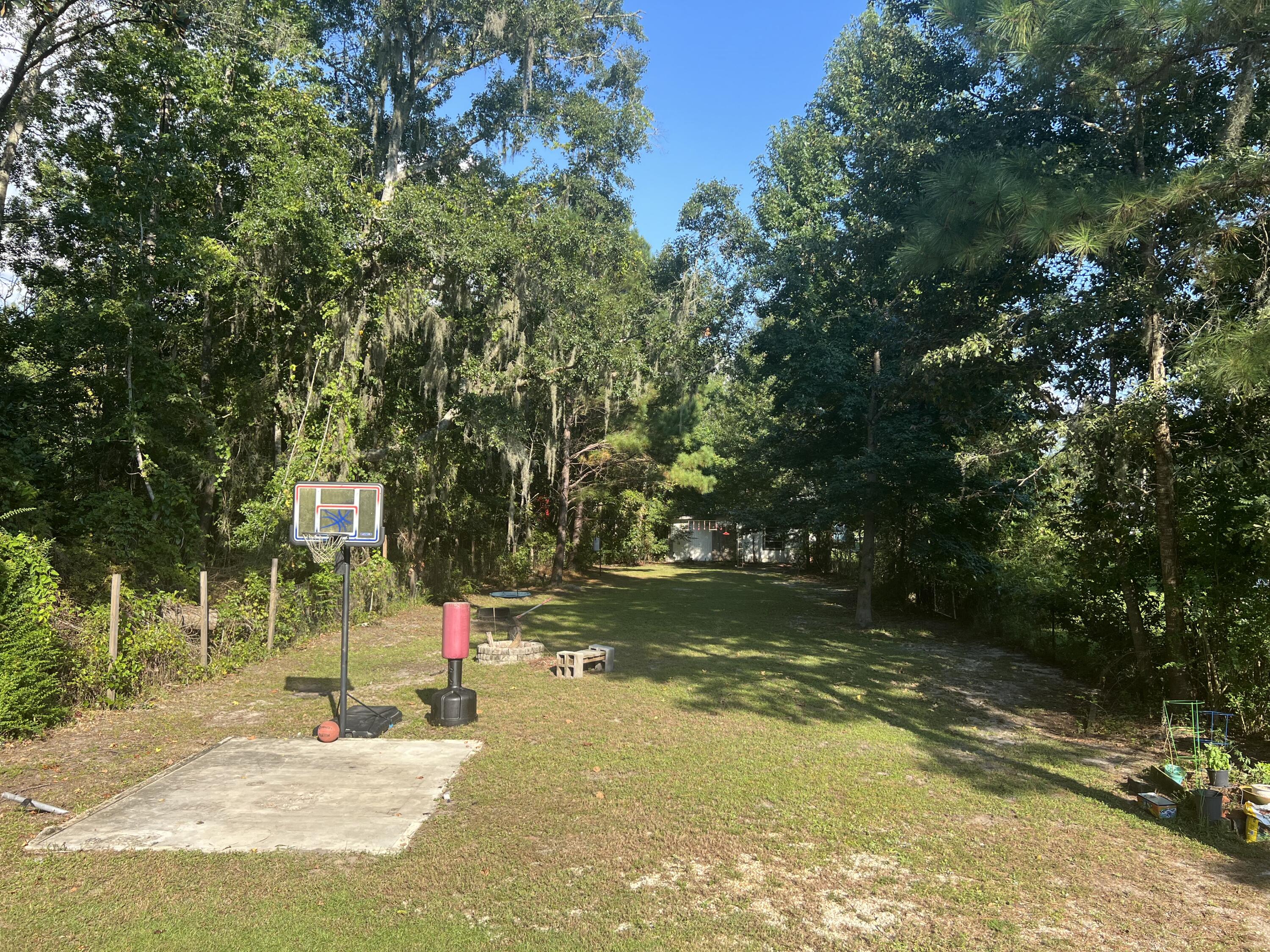 195 Madison Street Freeport, FL 32439 - Photo 28 of 31 195 Madison Street