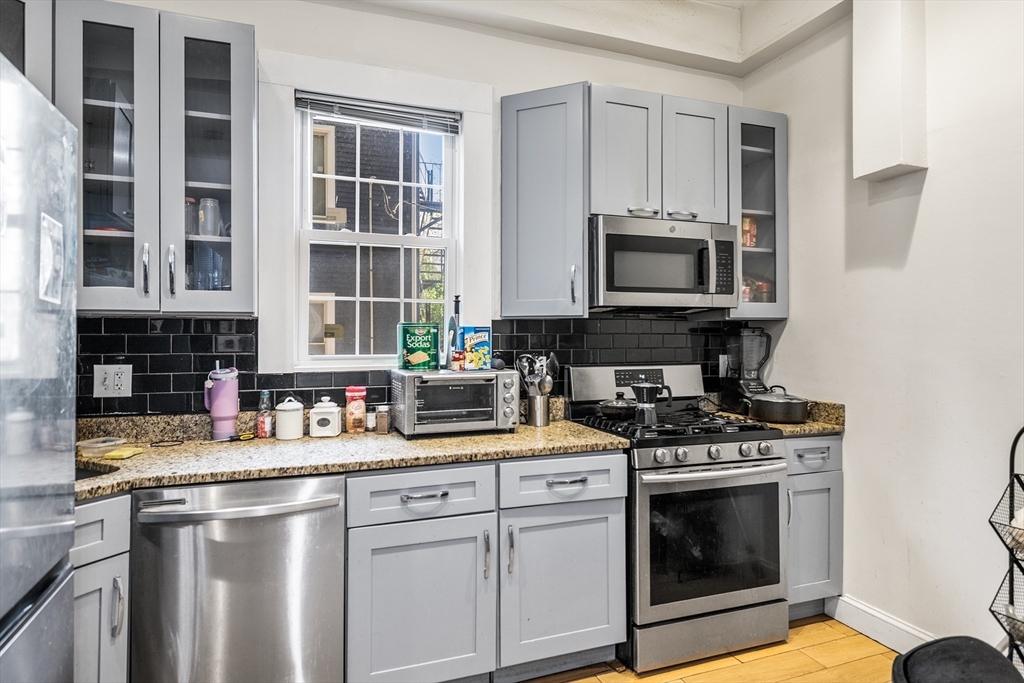50 Perrin Street Boston, MA 02119 - Photo 2 of 35
