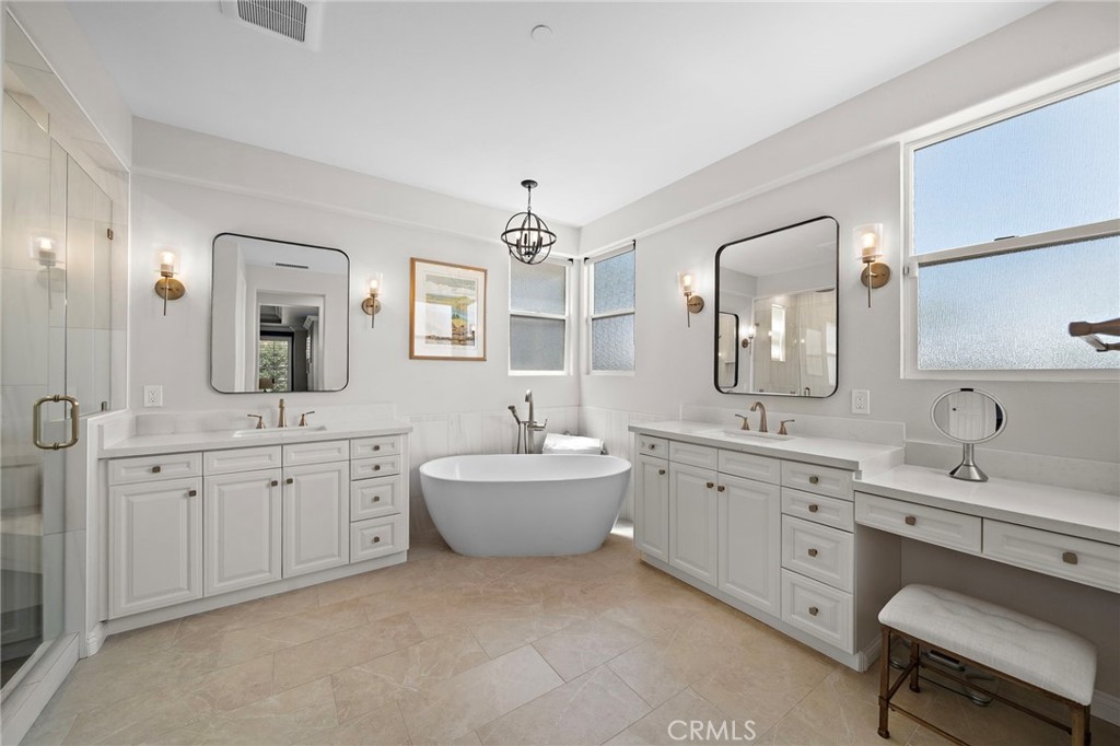 8 Ranunculus Street Ladera Ranch, CA 92694 - Photo 39 of 48 Primary Bath