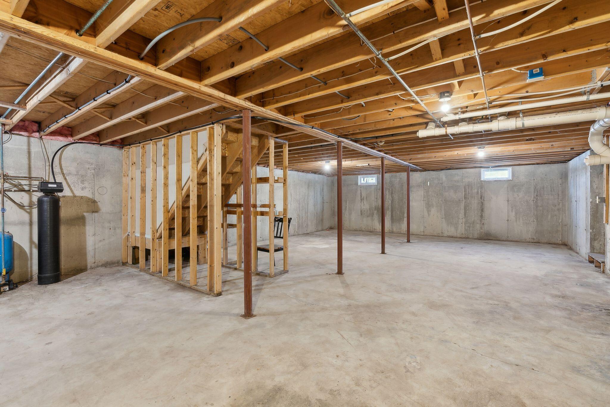 18 Hill Valley Road Poland, ME 04274 - Photo 21 of 44 42_DSC03306