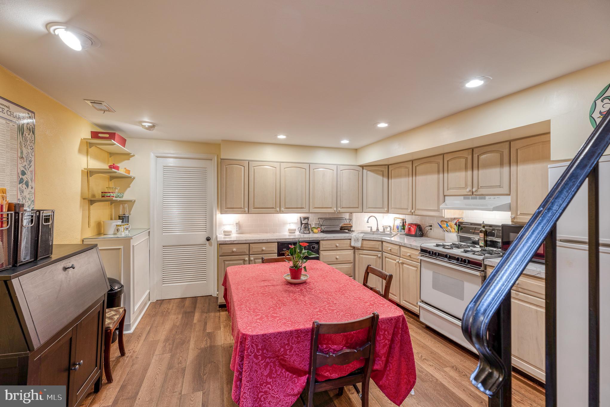 1713 Rodman Street Philadelphia, PA 19146 - Photo 11 of 23 Gallery Image 11
